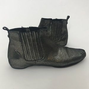 Donald J Pliner 9.5 Belle Leather Slip On Booties